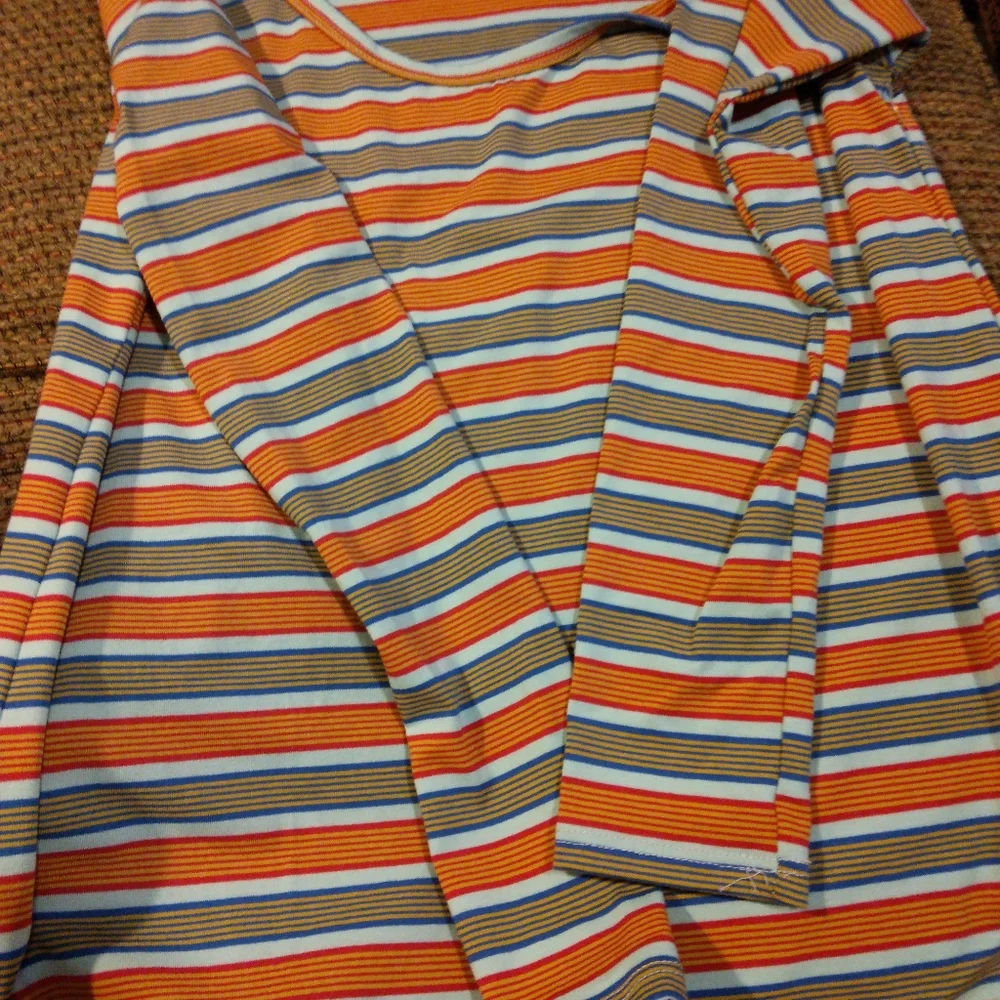 Shirts - Picture 4 of 5